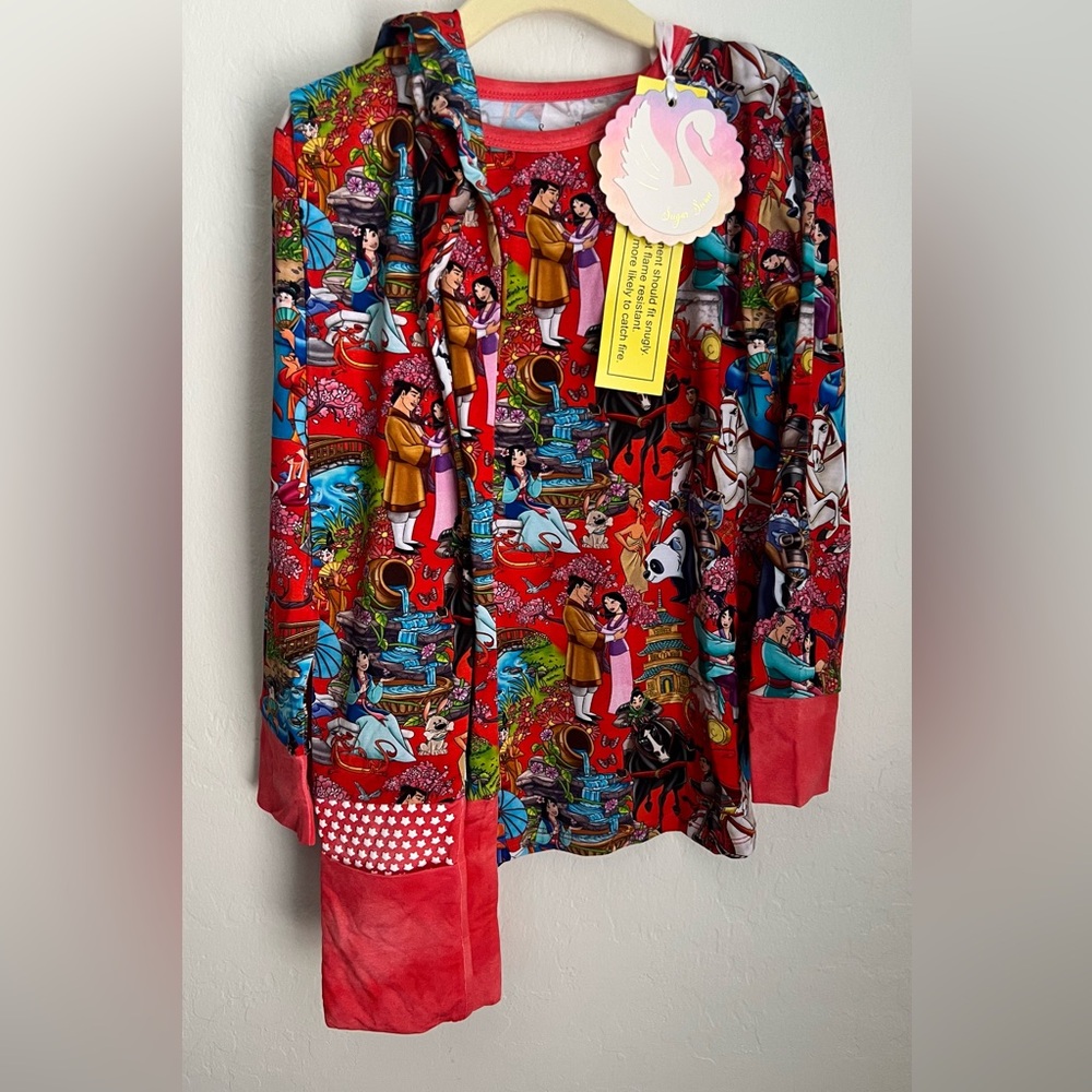Sugar Swan size 5 Mulan Red and Multicolor long sleeve top and pants ❤️🪷🪷